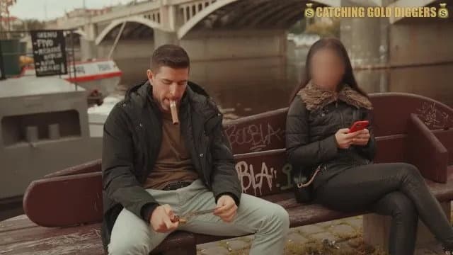 Cô Gái Czech Quyến Rũ Và Cuộc Gặp Đầy Đam Mê Nghệ Thuật