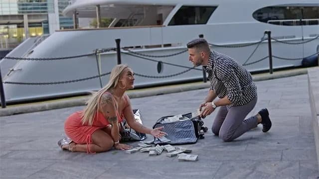 Hot British Pawg phấn khích nhận 1 triệu đô thỏa đam mê táo bạo