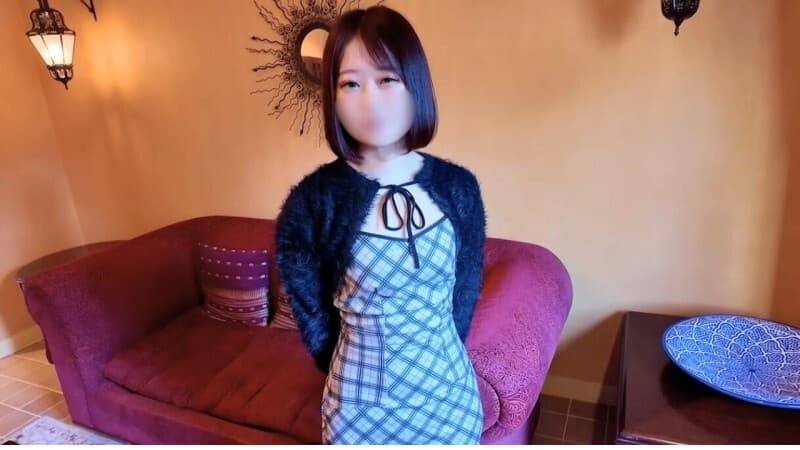 Sụp đổ của sự trong trắng: Y tá ngây thơ sa ngã tội lỗi