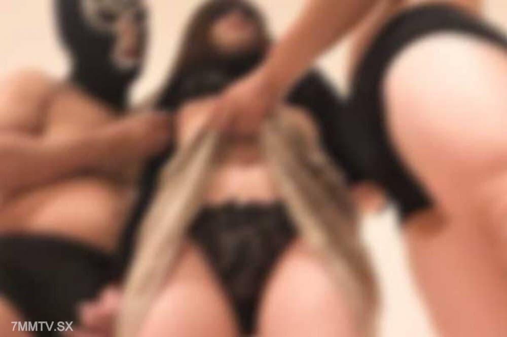 FC2-PPV-4813045: Vợ Đẹp Mang Thai Trong Cuộc Giao Mới 3P Gợi Cảm